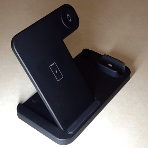 Canuvu 4 in 1 fast wireless charging station - Picture 6 of 6